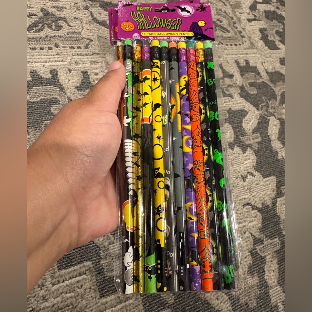 Vintage Sealed Halloween Pencils 4-10 Packs 40 Total Peachtree Playthings 2003 - Picture 7 of 10